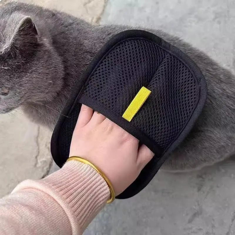 Fur-B-Gone Magic Mitten: The Ultimate Furry Friend De-Shedding Glove for Cat and Dog Hair Shenanigans!